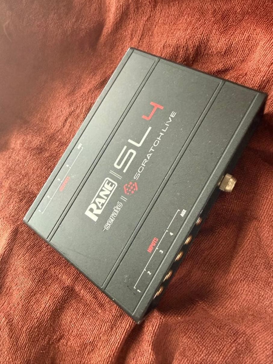 Rane SL4 Serato Scratch Live DVS DJ Audio Interface