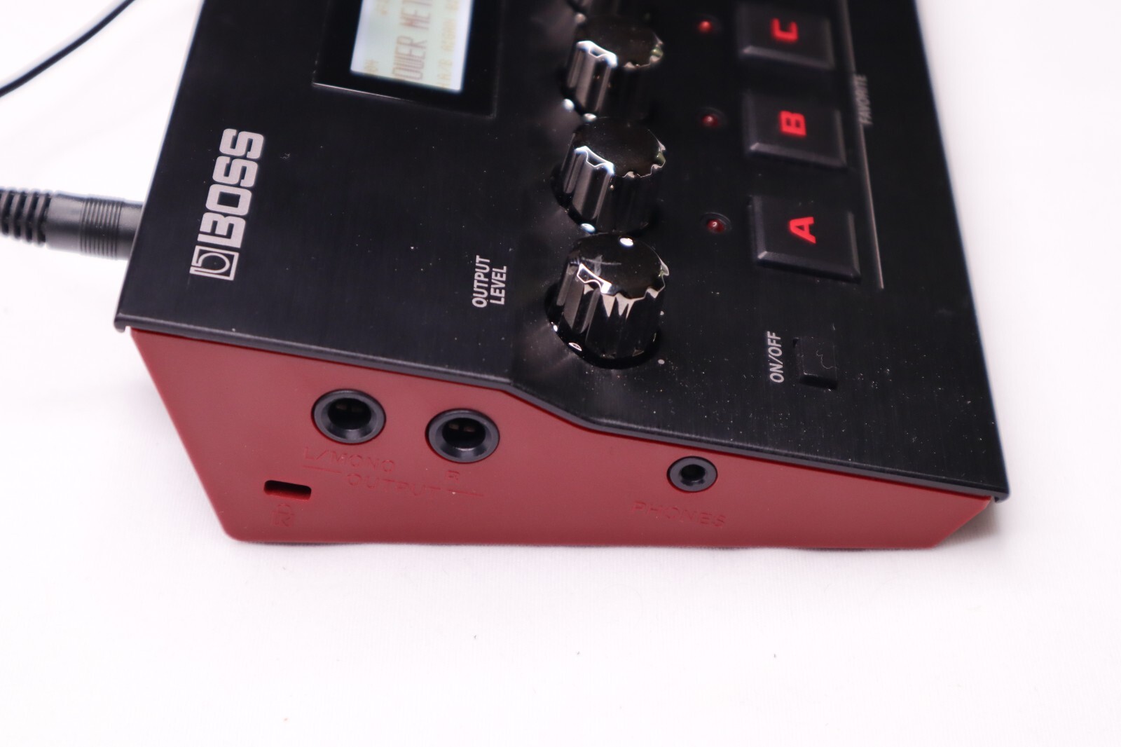 🎸 BOSS GT-001 Guitar Effects Processor – MINT Condition