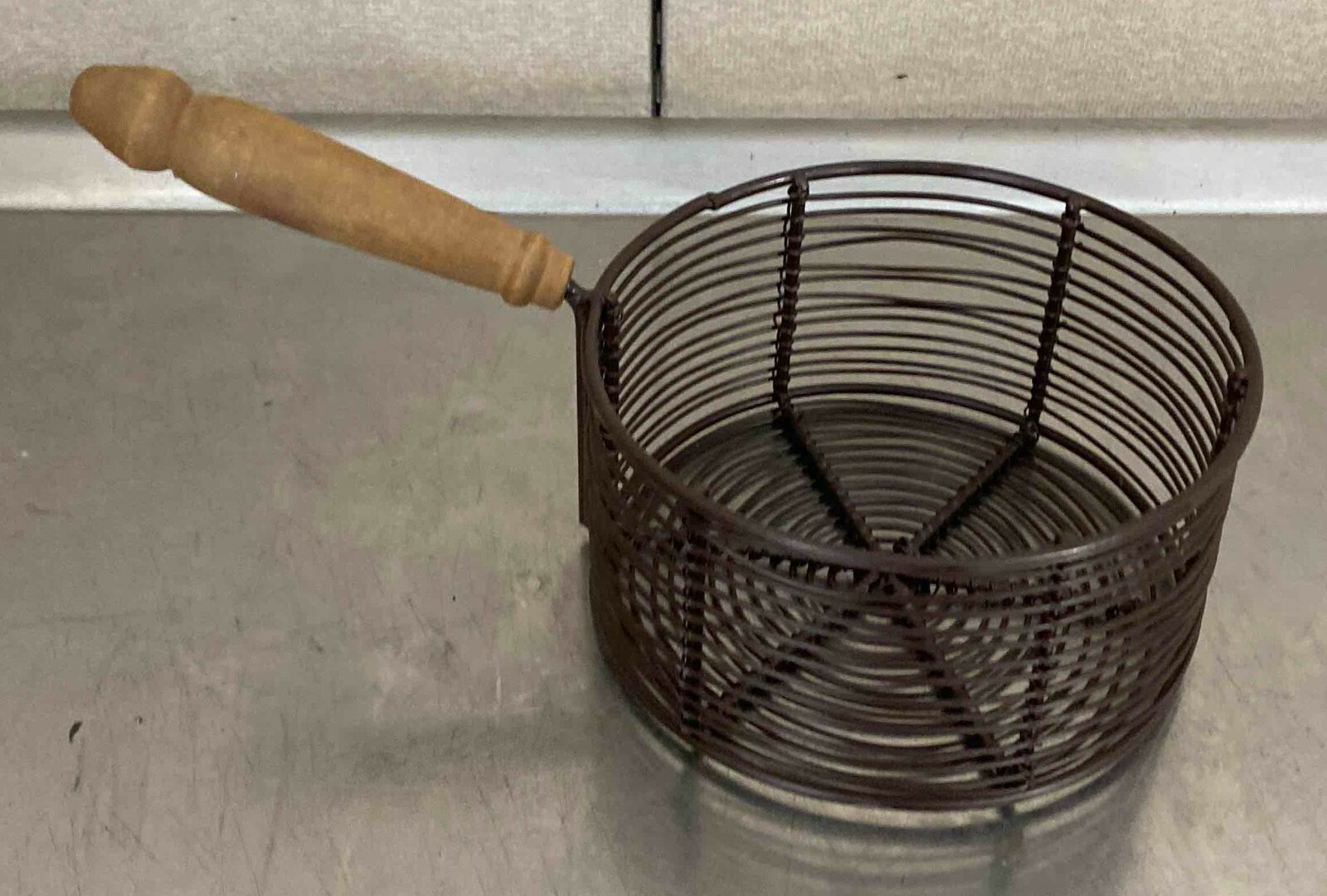 Round Wire Serving Basket with Handle brown wood wooden bowl