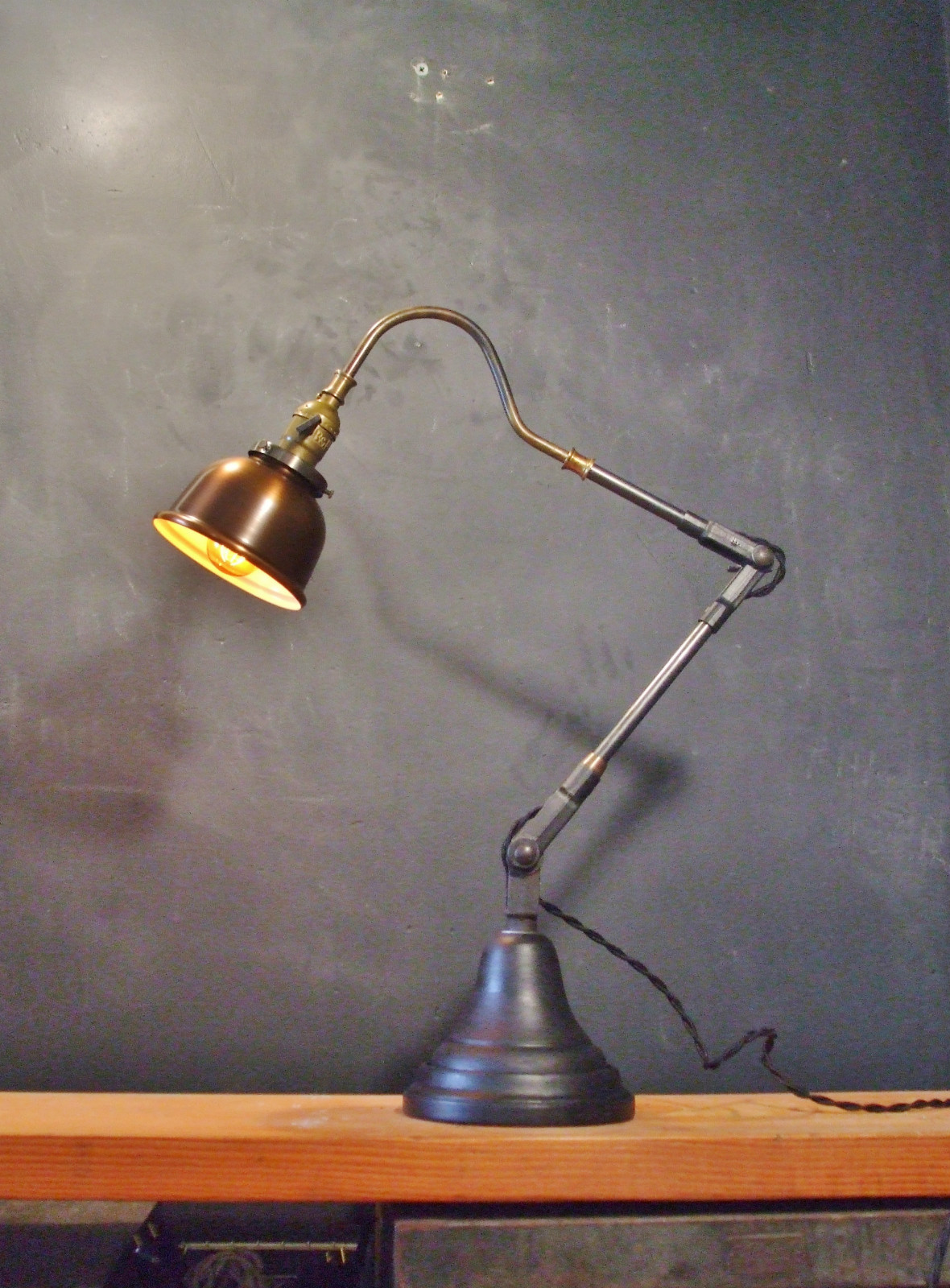 Vintage Industrial Desk Lamp - Machine Age Task Light - Cast Iron - Steampunk