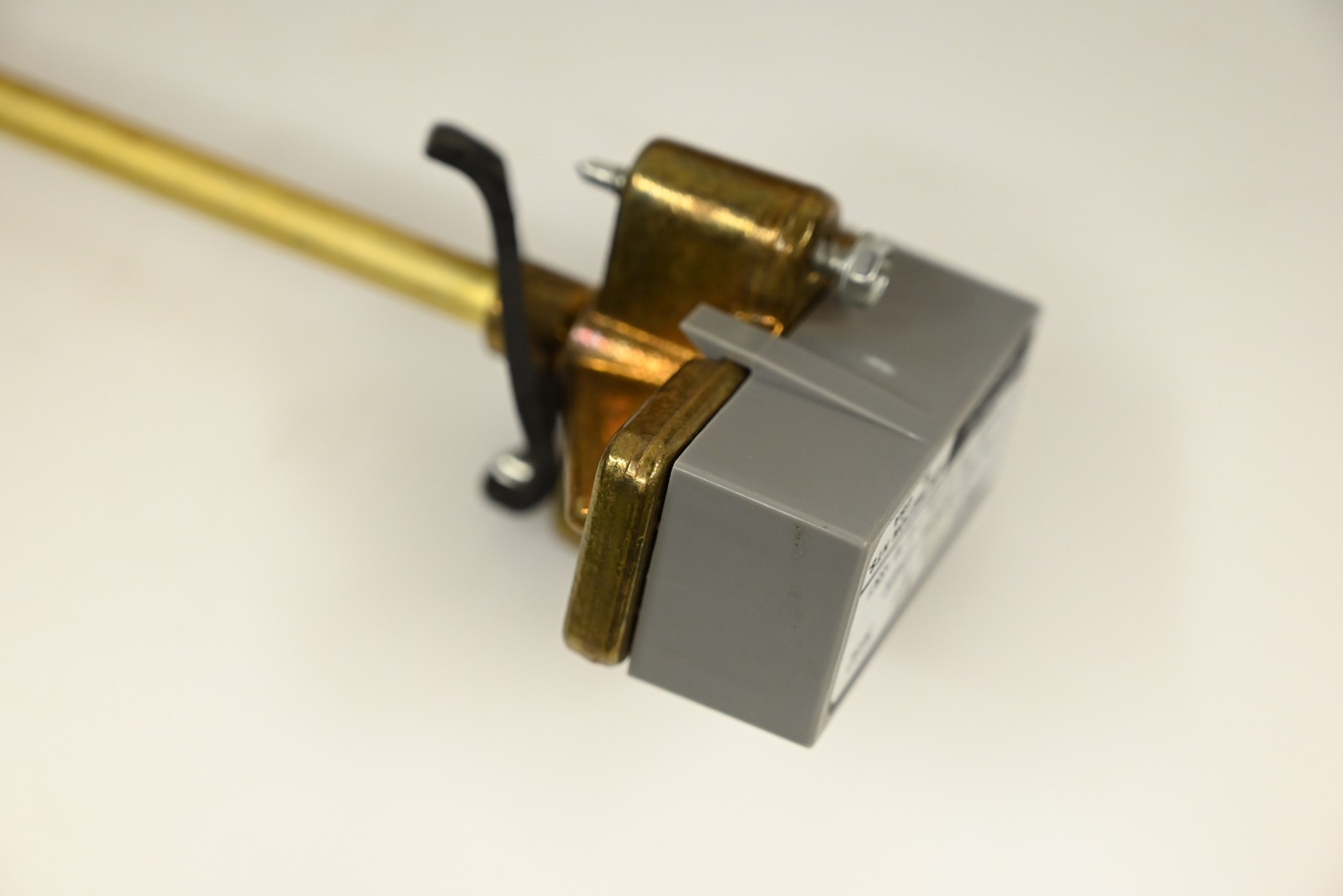 Honeywell LP914A1144 - Pneumatic Temperature Sensor