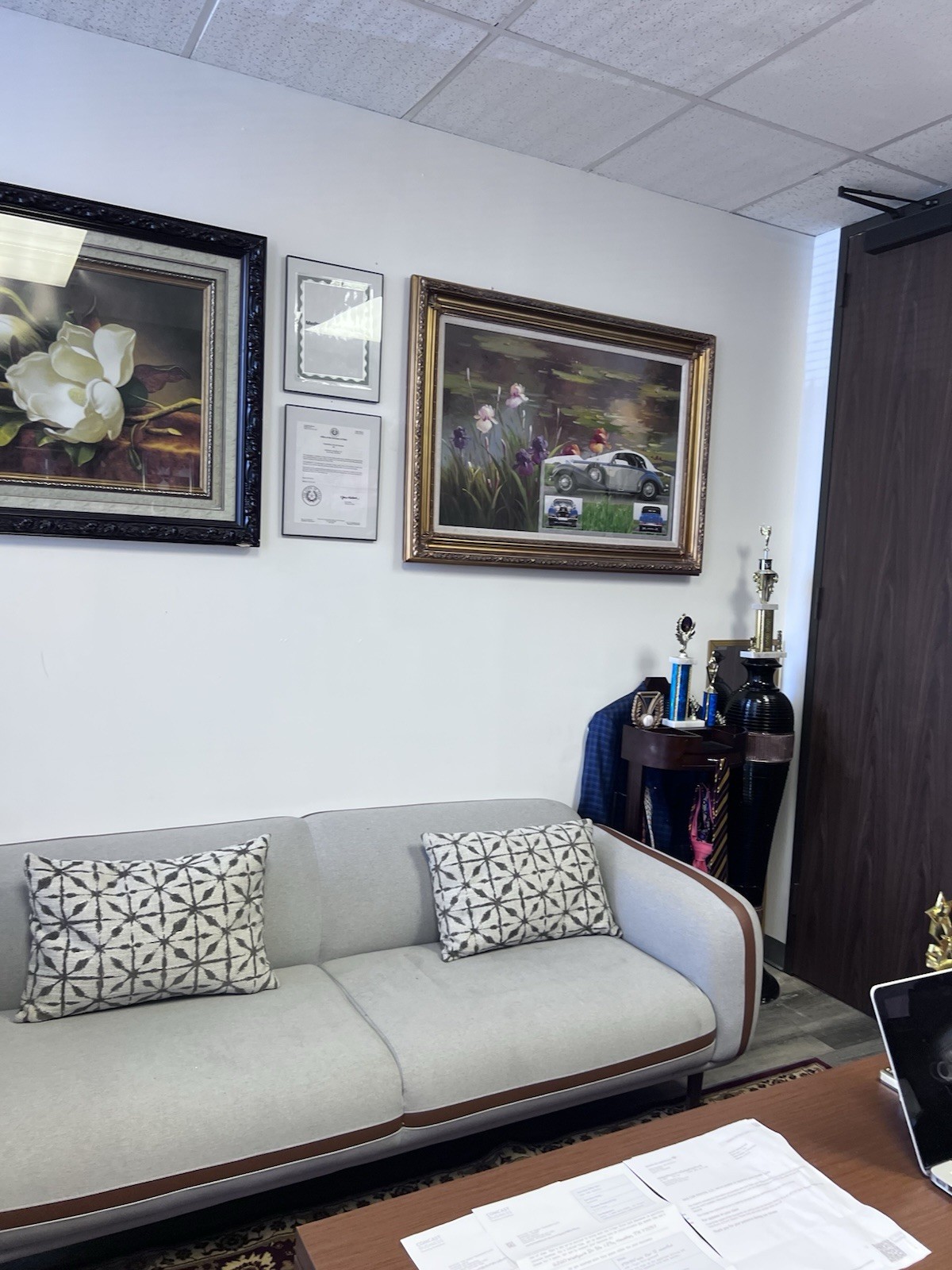office furniture used