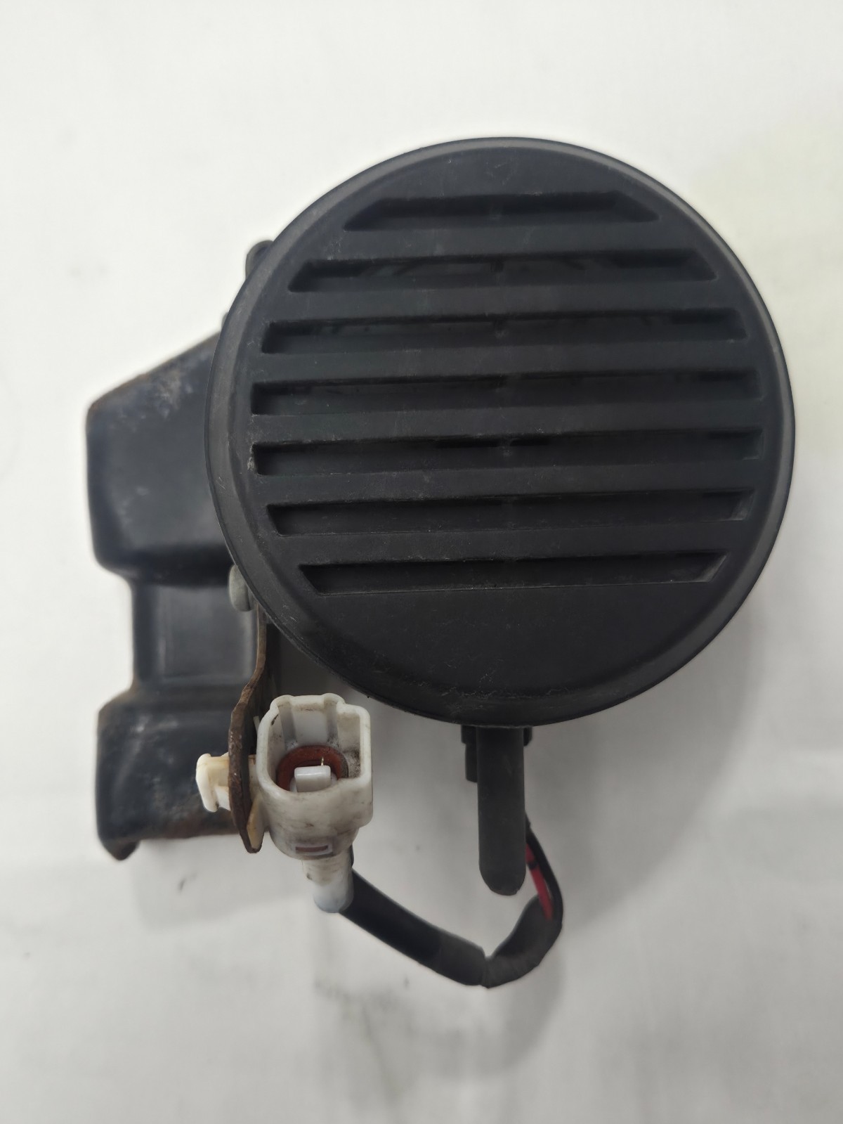 12-14 Toyota Prius C Vehicle Approaching Prox Warning Speaker 86570-52010 OEM 17