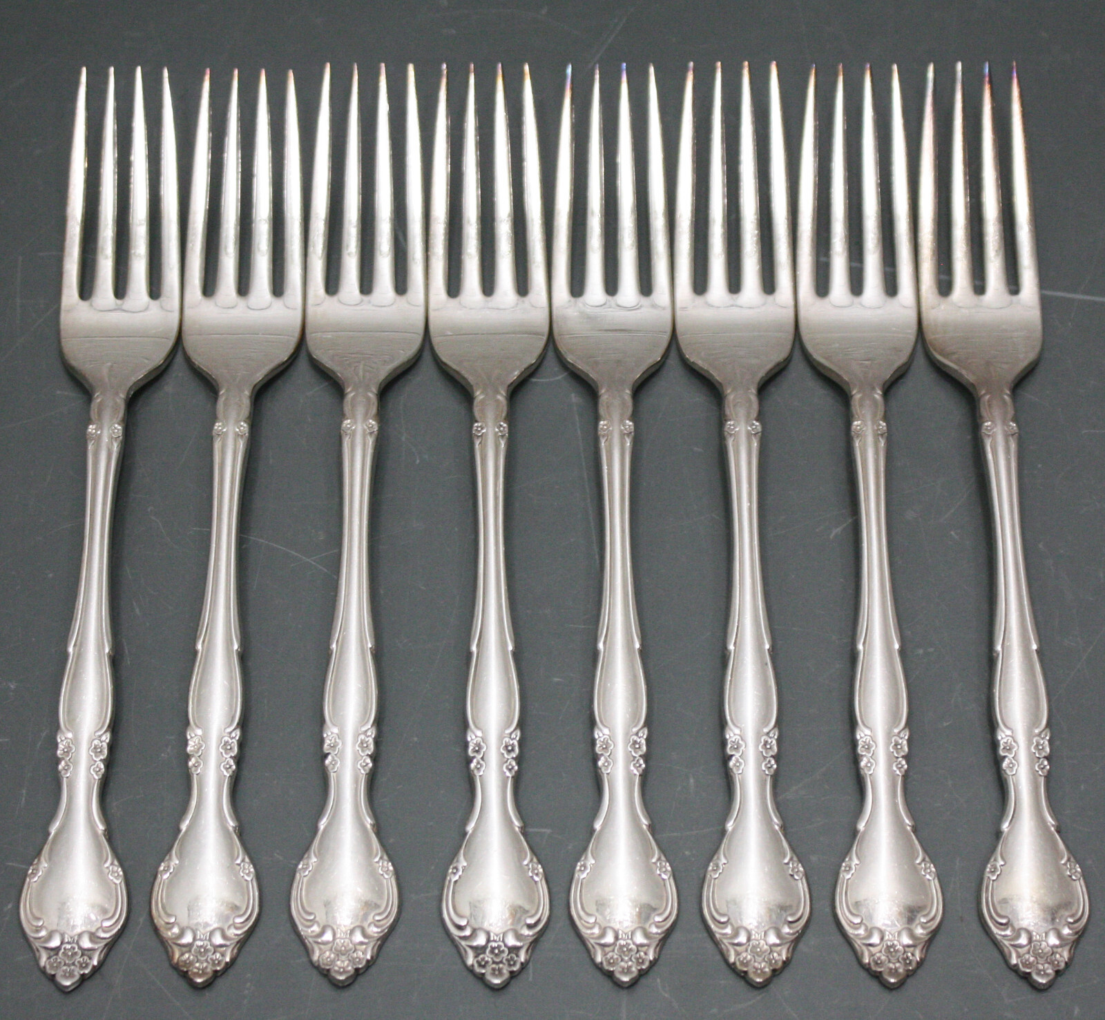 (57 Pieces) Oneida Community Flatware Set AFFECTION, Silverplate Silverware Lot