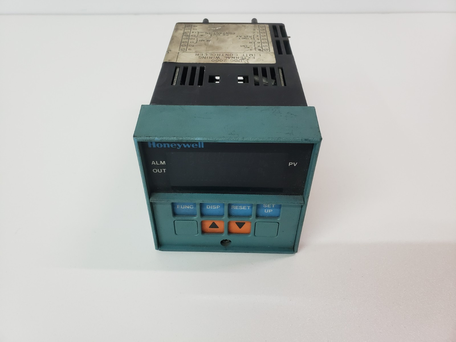 Honeywell IACD UDC2000 DC2005-1-0000-0000-00-0122