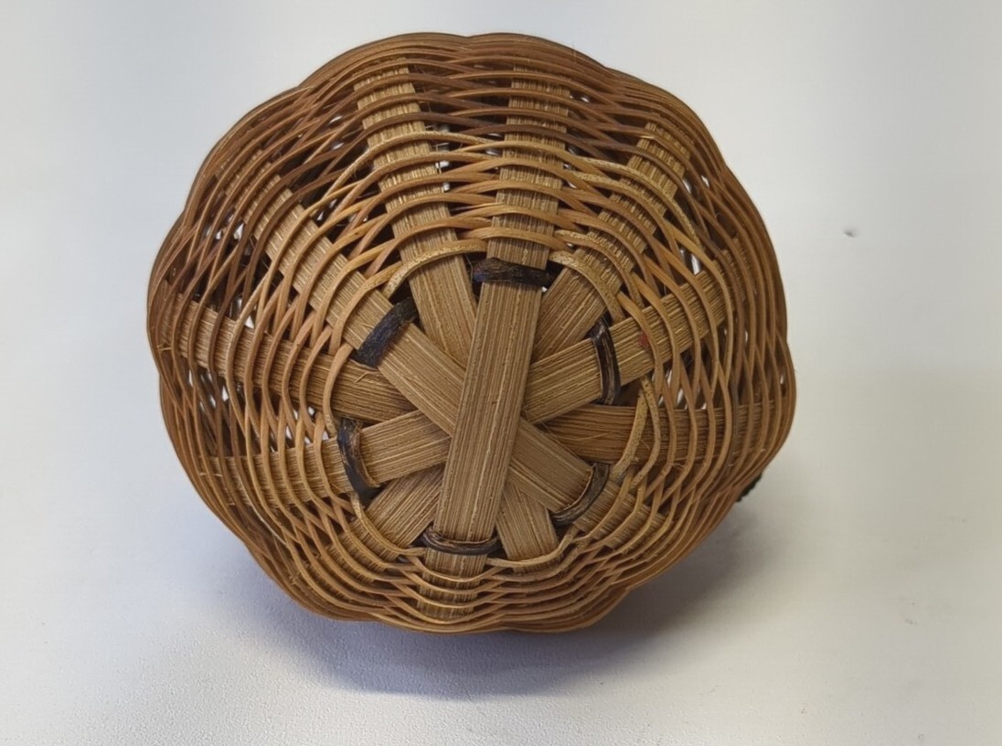Woven Wicker Sachet Basket