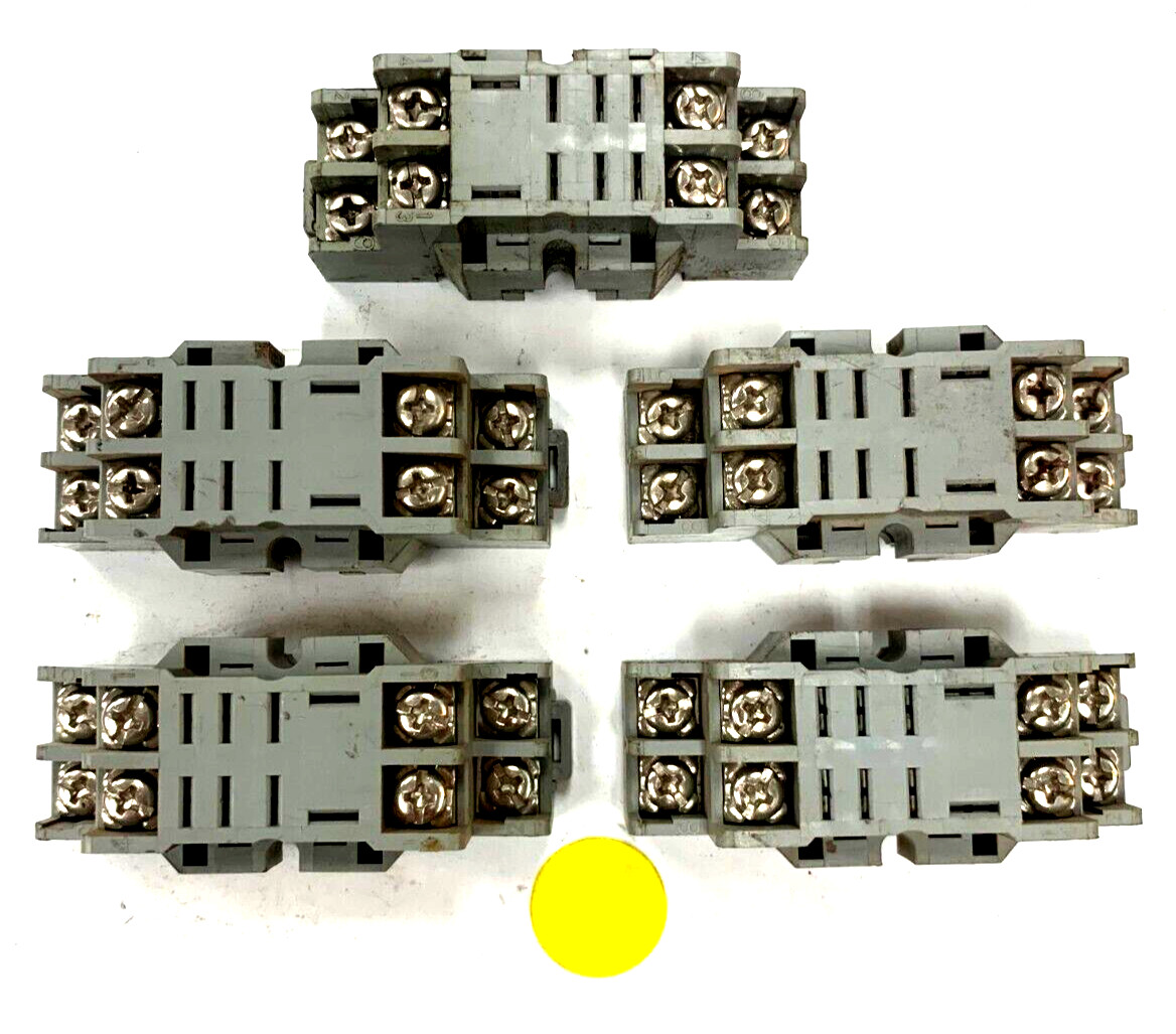 IDEC SH2B-05 RELAY SOCKET 10 300V LOT OF 5
