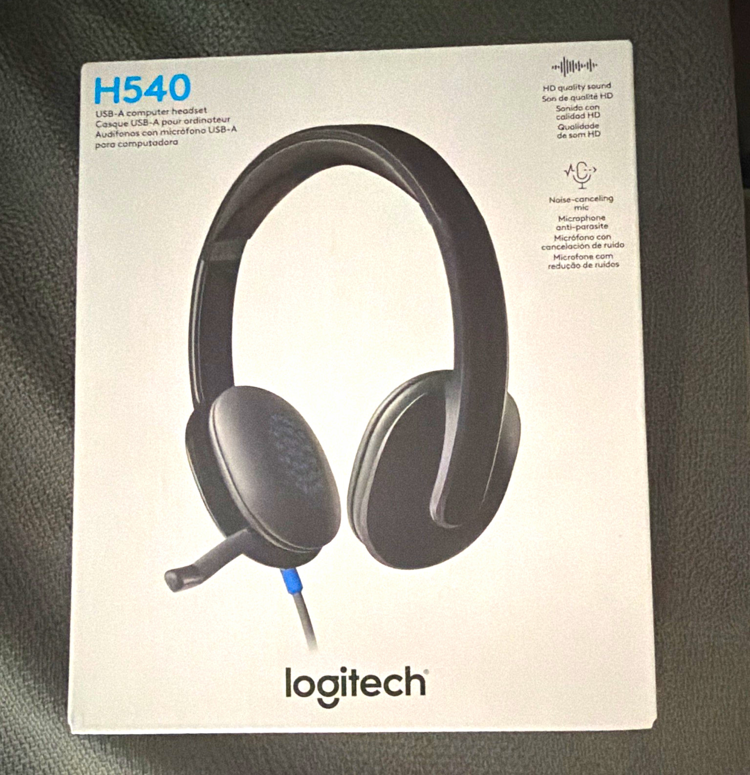 Logitech H540 Wired USB Headset Noise-Cancelling Boom Mic Headband Black