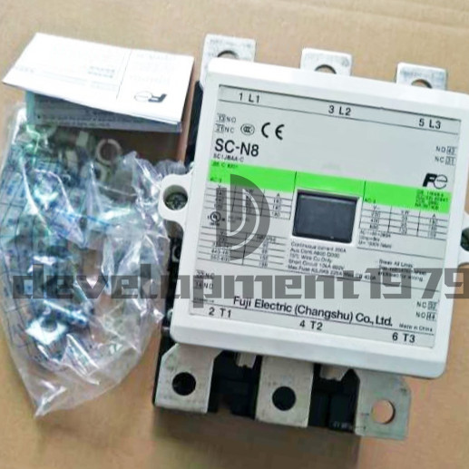 A New Fuji SC-N8 220VAC Magnetic Contactor
