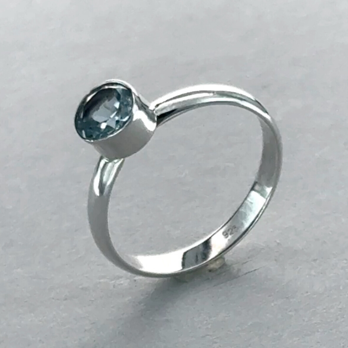 Round BLUE TOPAZ Ring Multiple Sizes 925 STERLING SILVER Natural Gemstone #21e