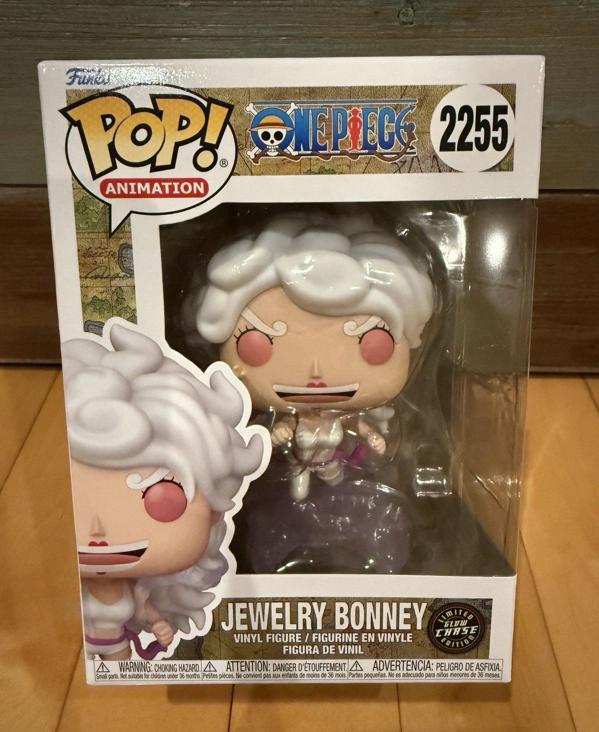 New Funko Pop 2255 One Piece Jewelry Bonney GitD Glow Chase Figure w/ Protector