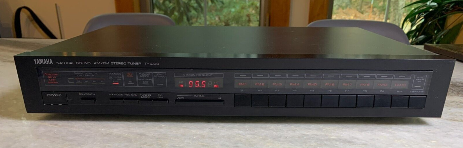 Vintage 1980s 80s Red Text LCD Yamaha Natural Sound T-1000 Stereo Tuner JAPAN