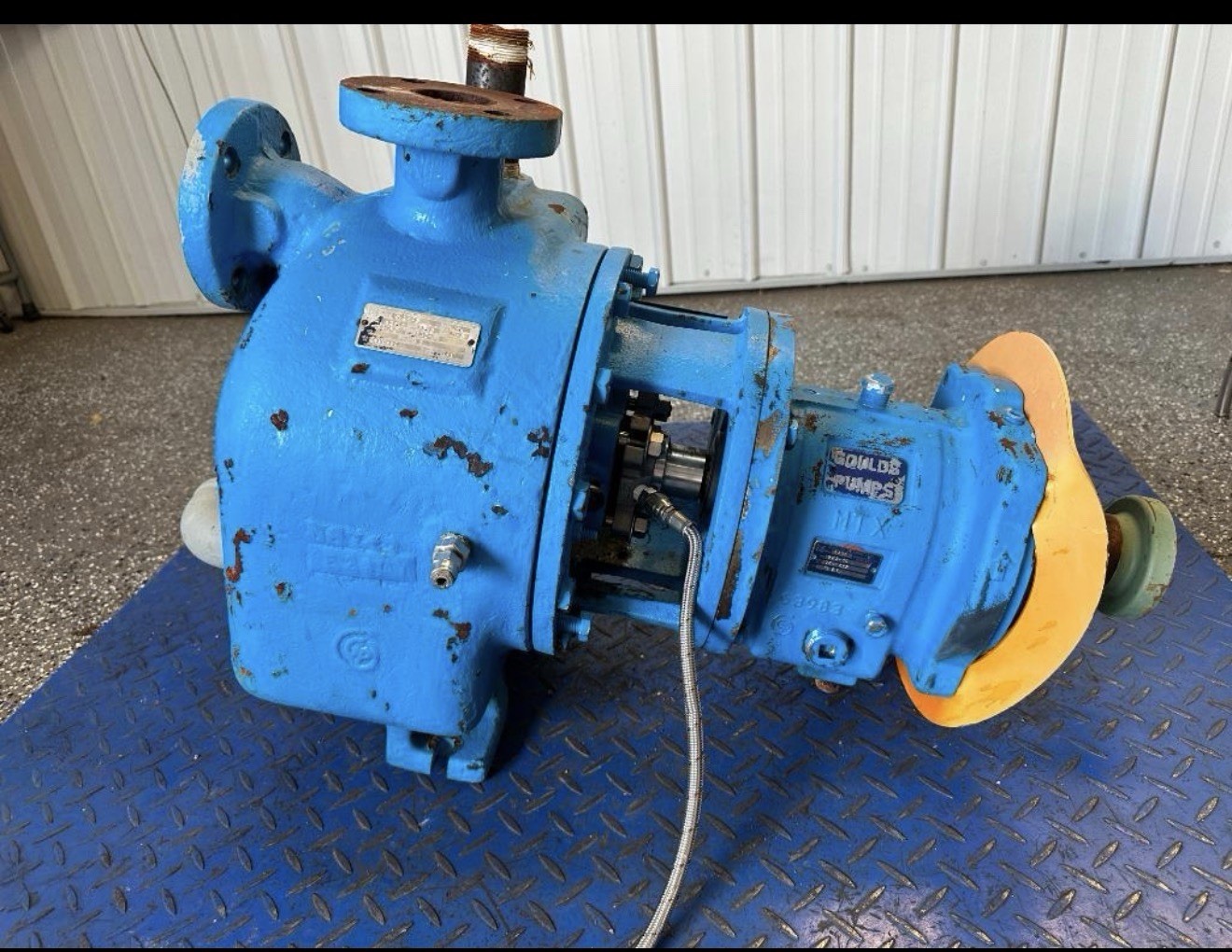 Goulds Pump 3796 2x2x10.  Iron Pump
