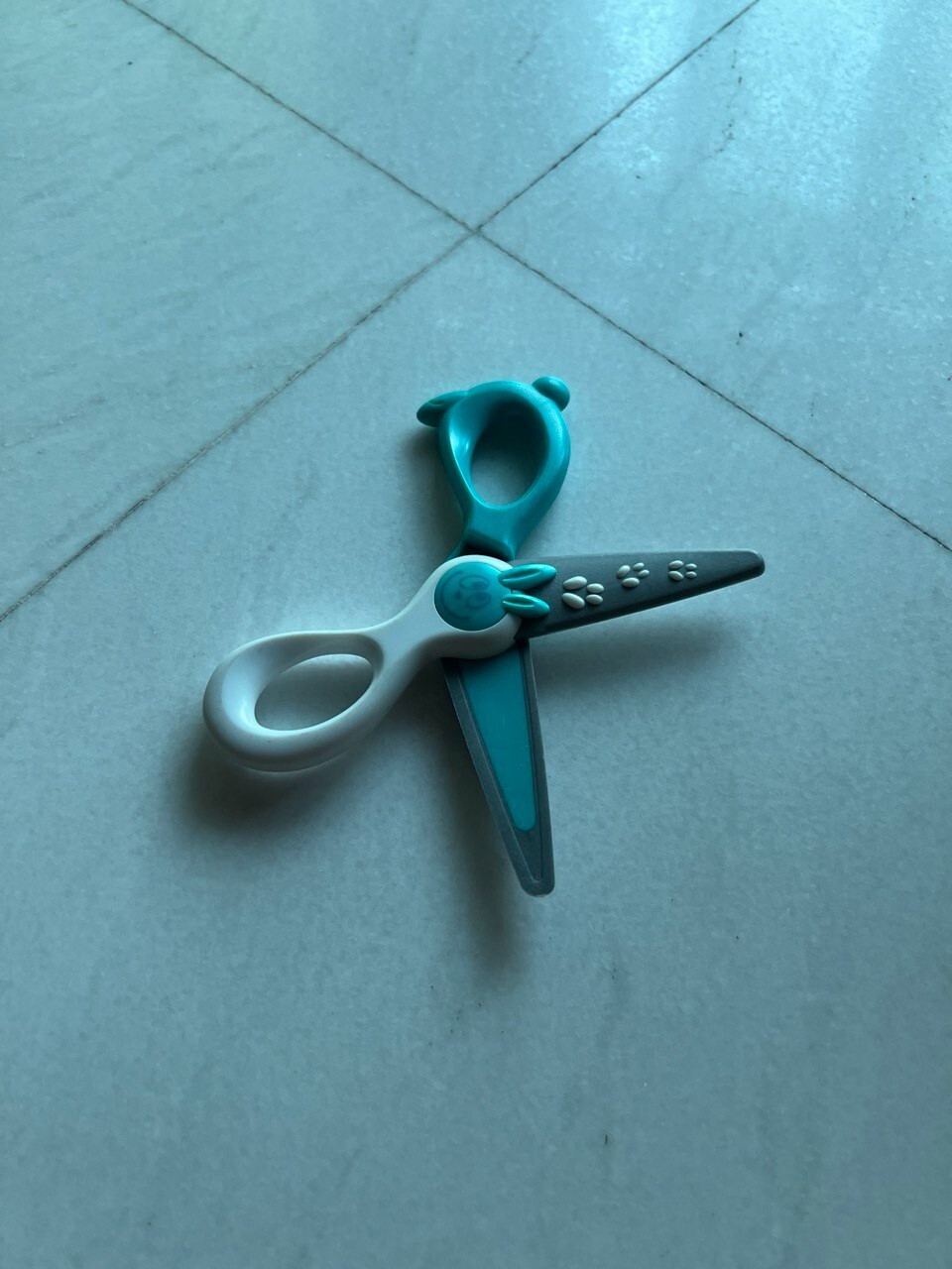 Maped Kidi Cut Scissors with Kid Safe Plastic Security 12cm Ages 2 Years and Up