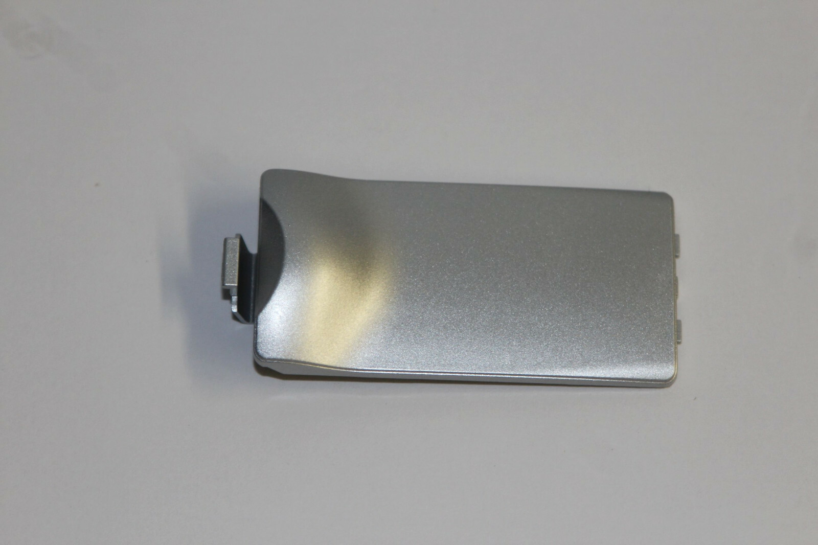 New (US Ship) Replacement Silver Wavebird Controller Battery Cover Door Gamecube