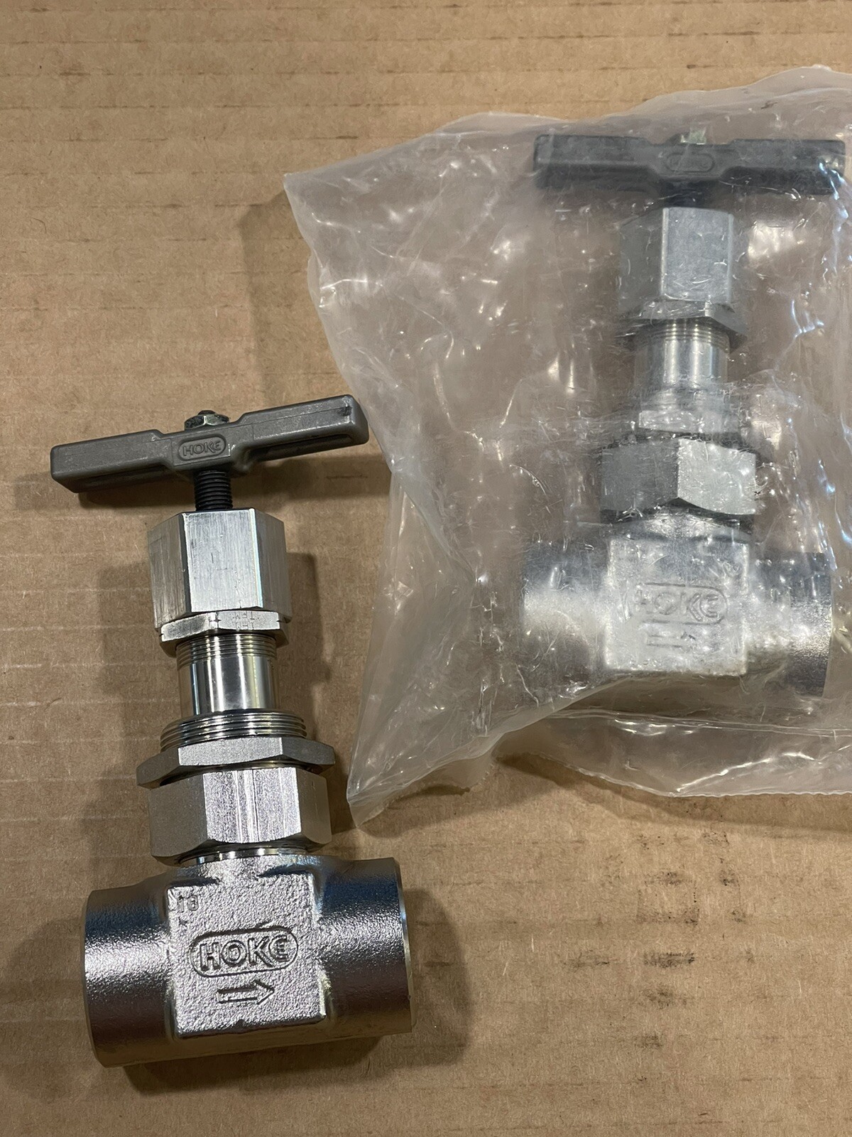 Hoke 2811F8Y Needle Valve