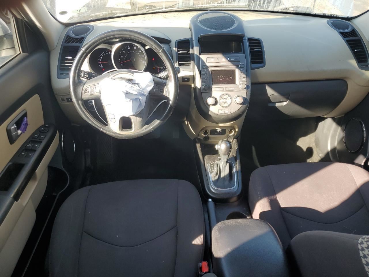 SOUL 2013 Glove Box 4910648