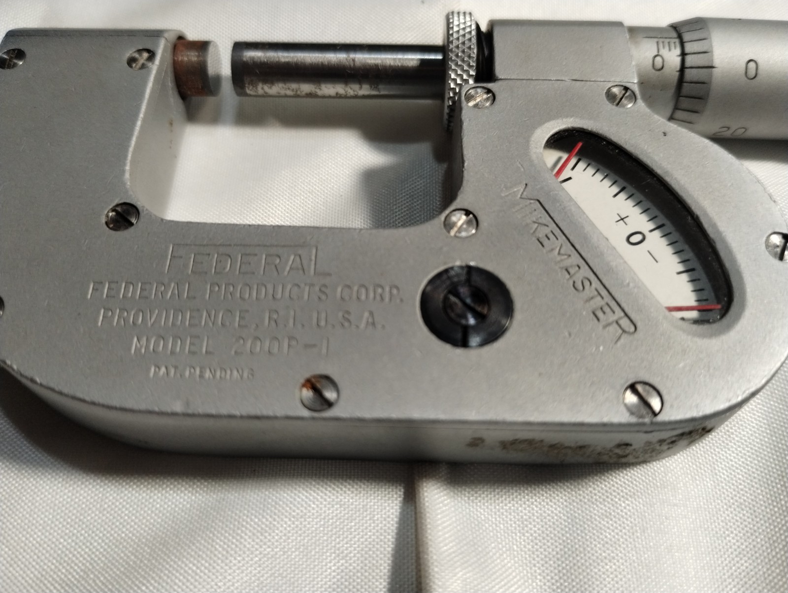 Federal 200P-1 Indicating Micrometer with Case - read