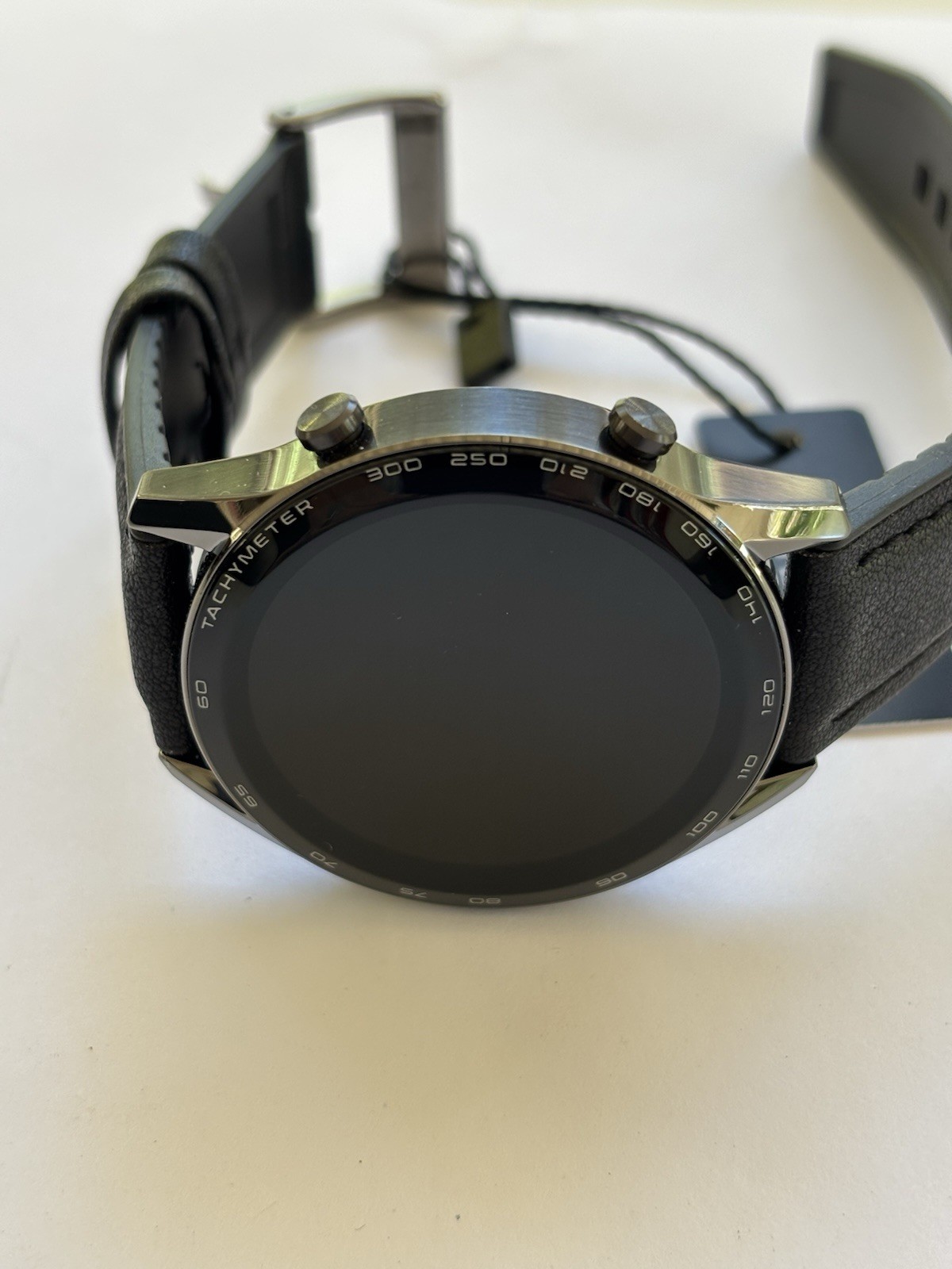 Filiekeu Smartwatch with Leather Strap