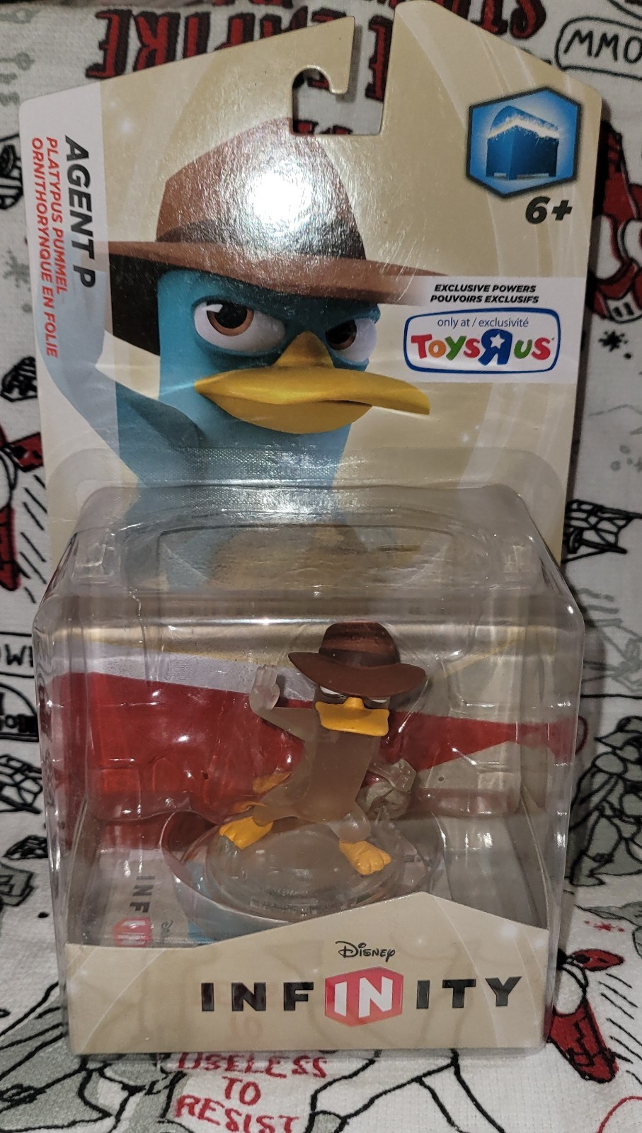 Toys R Us exclusive: Disney Infinity Agent P crystal figure *new/sealed*