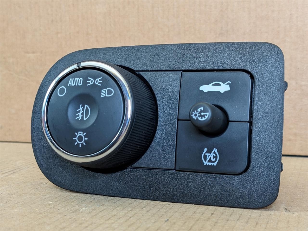 06-13 Chevy Impala Headlights Fog Lights Switch Traction Control Trunk Release