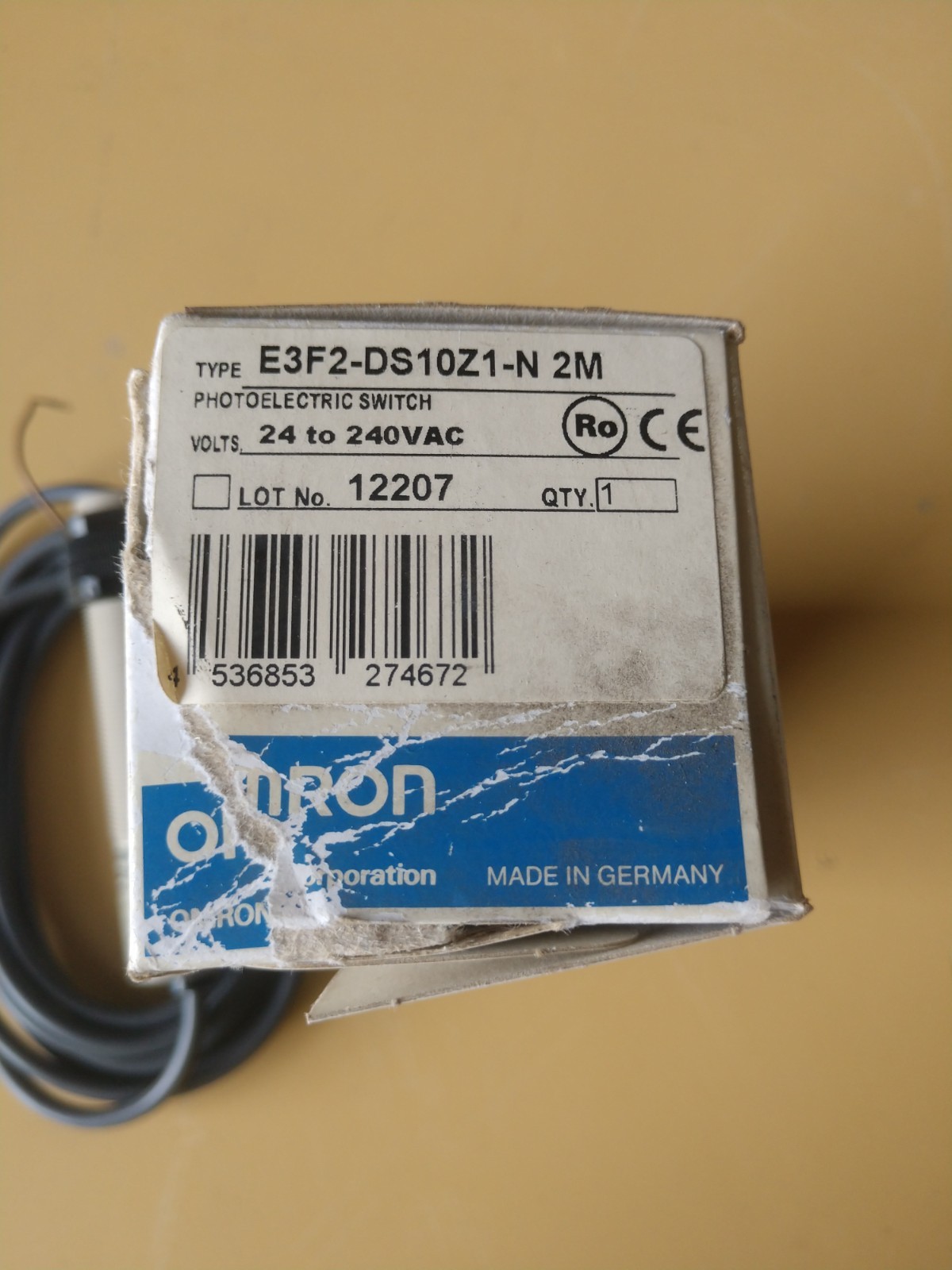 OMRON E3F2-DS10Z1-N BRAND NEW NOS