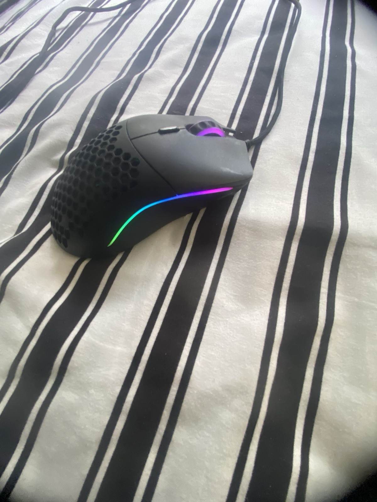 Gaming Mouse High-Performance Gaming Accessory