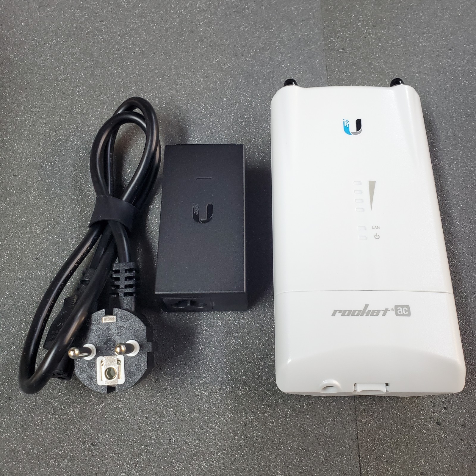 Ubiquiti airMAX Rocket 5AC Lite R5AC-LITE Wireless Access Point