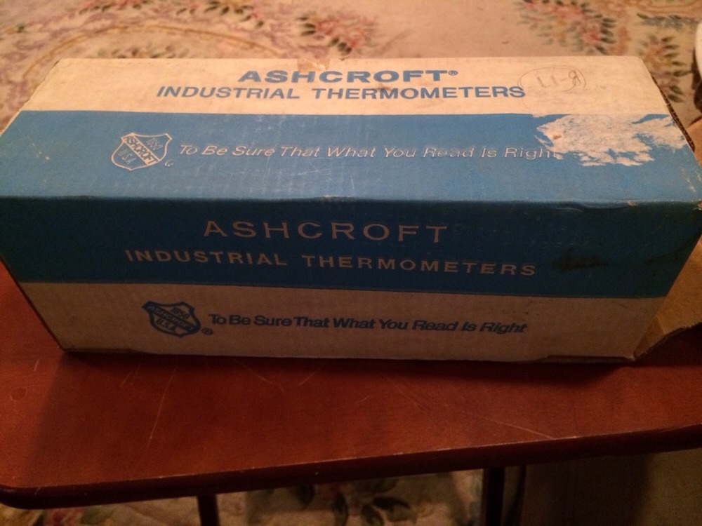 NEW MINT ASHCROFT  Thermometer 50 To 300 F 5" Bimetal 1/2" Npt Lower Stem 6"