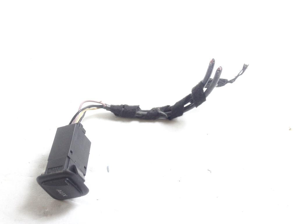 Entrance door Aux Seat Leon 1.9 D 66 KW 5M 5P (2009) used part