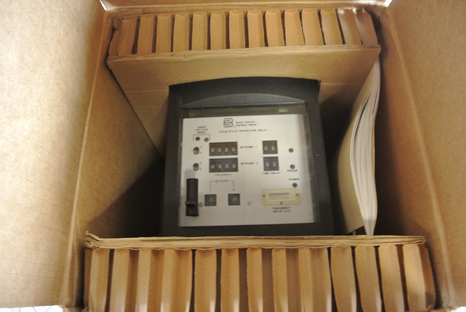 New Surplus BASLER Solid State Protective Relay BE1-81 O/U