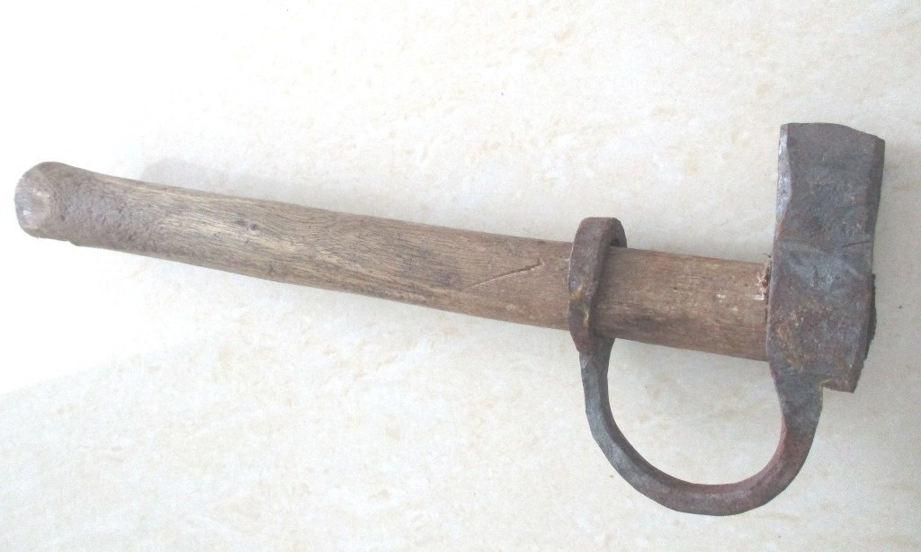 ANTIQUE TOOL HAMMER RARE UNUSUAL