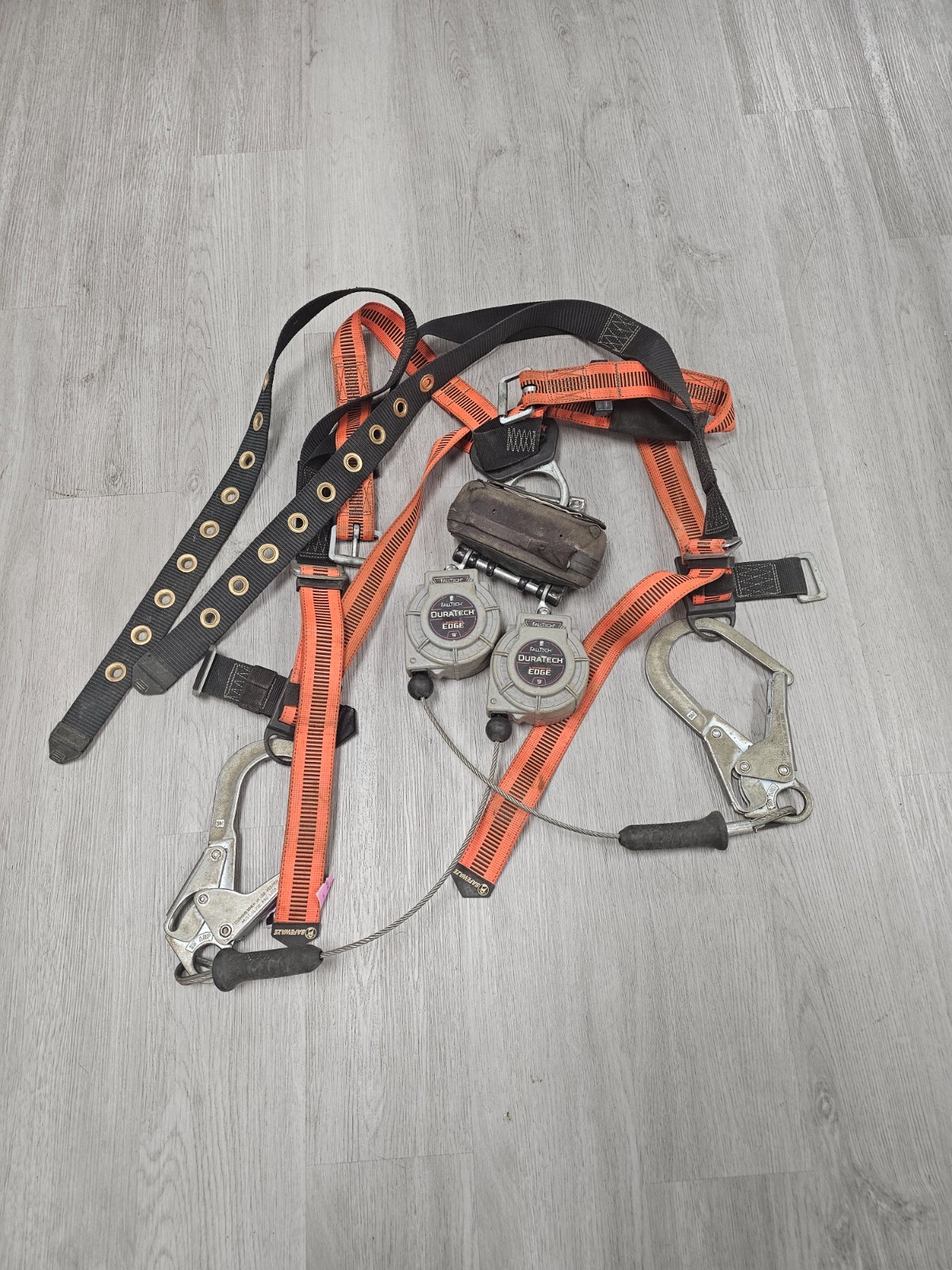 Set of 2 Falltech Duratech Leading Edge 9' W/ Harness Safewaze