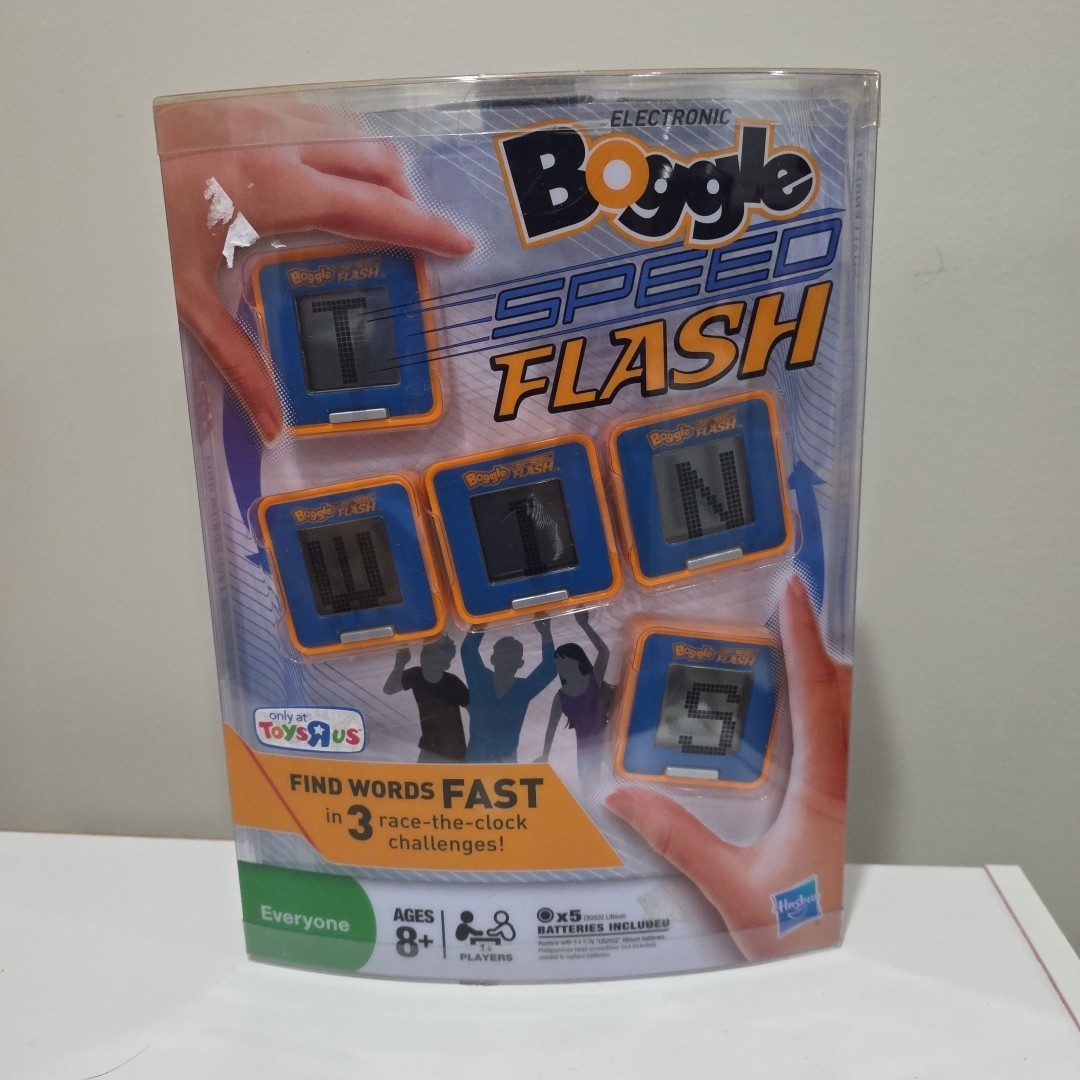 NEW Hasbro Electronic Boggle Speed Flash Education Word Game Toys R Us Exclusive