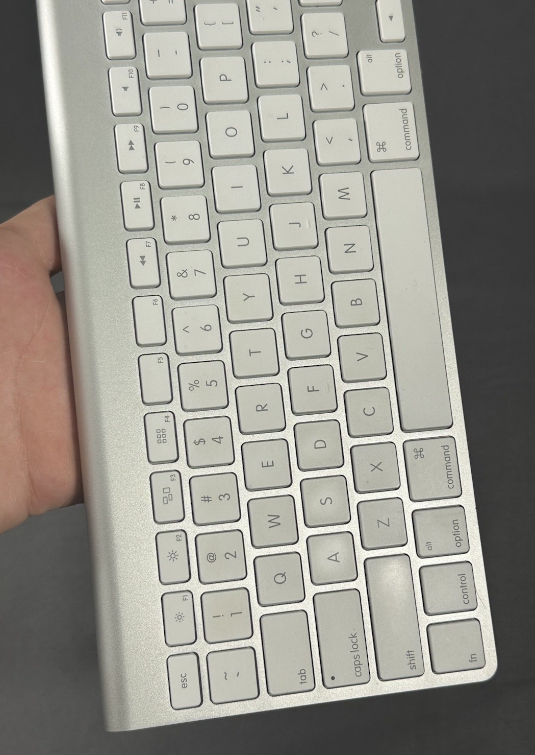 GENUINE Apple Wireless Bluetooth Keyboard A1314 Mac Aluminium CLEAN