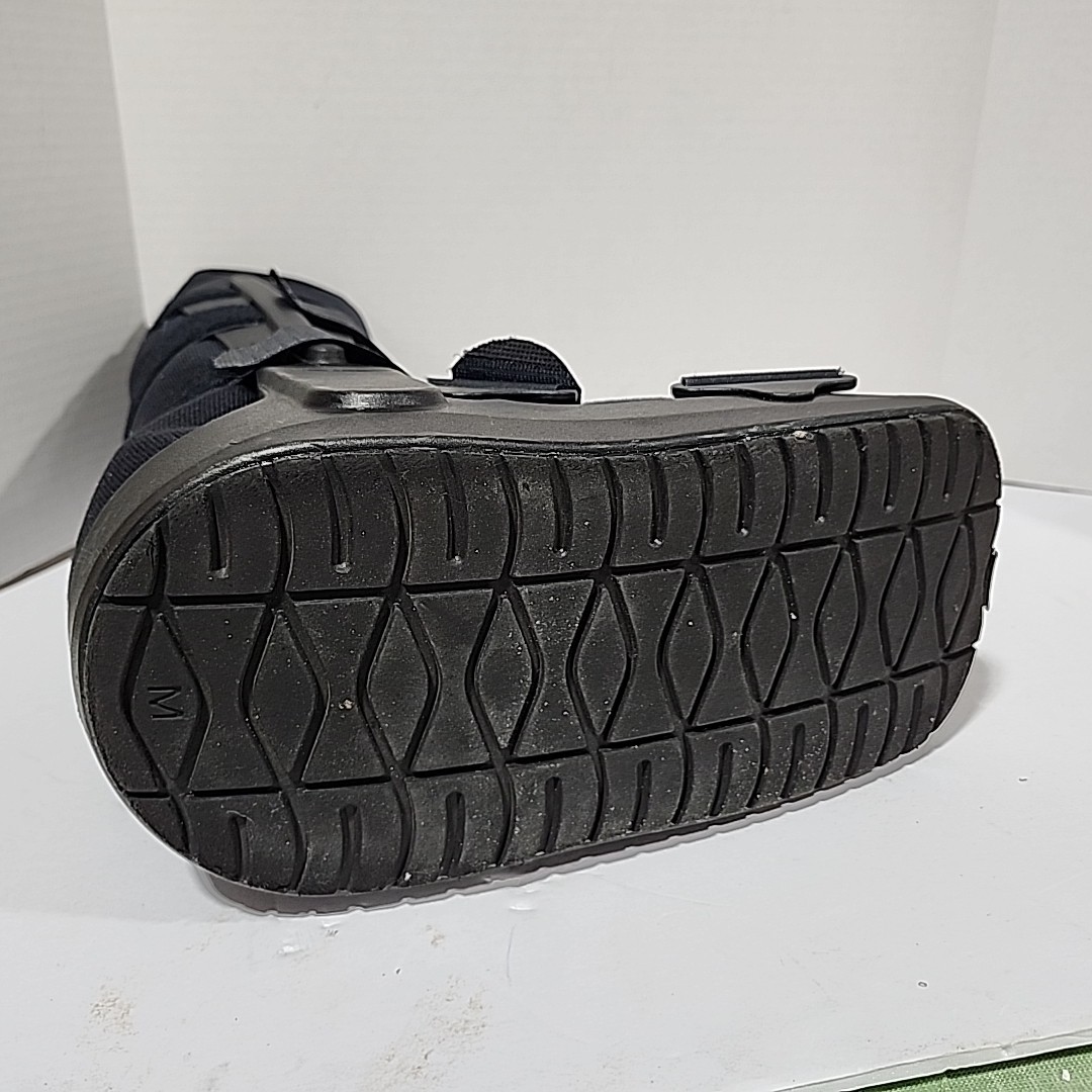 walking boot advantage elite orthopedics medium