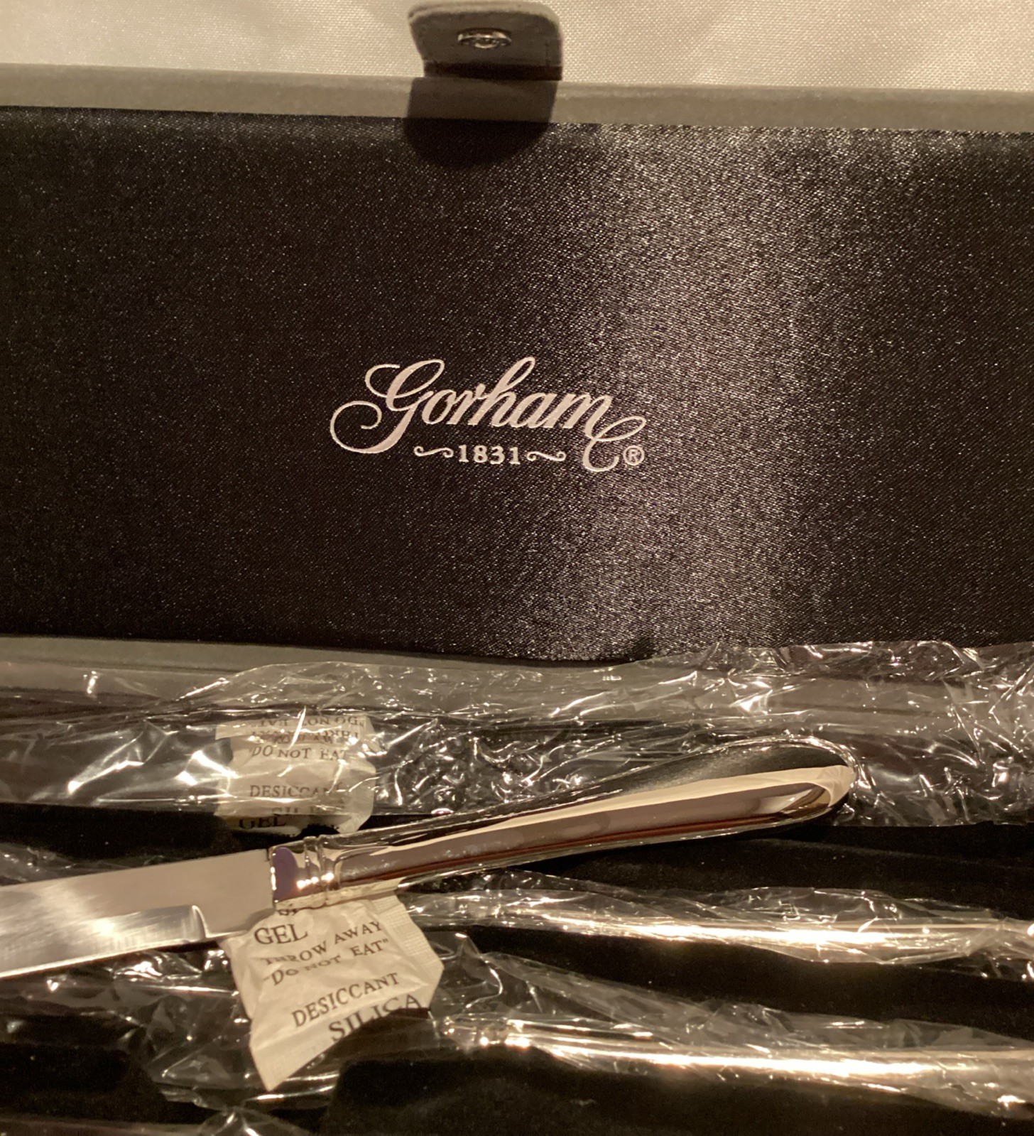 4 Pc. Set Gorham Meredith Steak Knives Velvet Case New Nice Weight