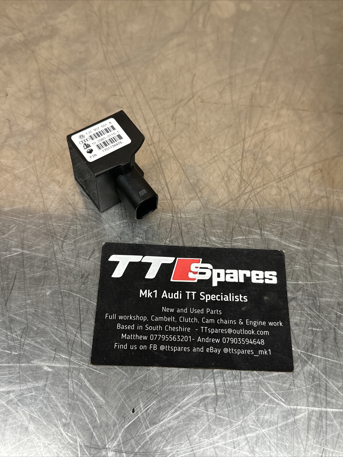Audi TT A2 A3 S3 VW Beetle Golf 4 ESP Lateral Acceleration Sensor 1J0907651A YAW