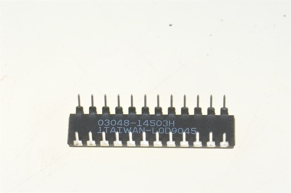 New (7pcs) AT22V10-15PC ATMEL IC Programmable