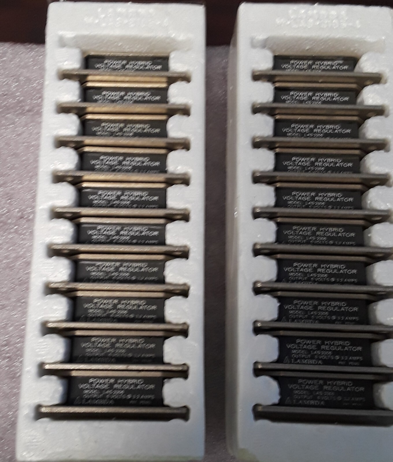 '1 PIECE' - PN# LAS2306, LAS-2306 - LAMBDA - REGULATOR, VOLTAGE