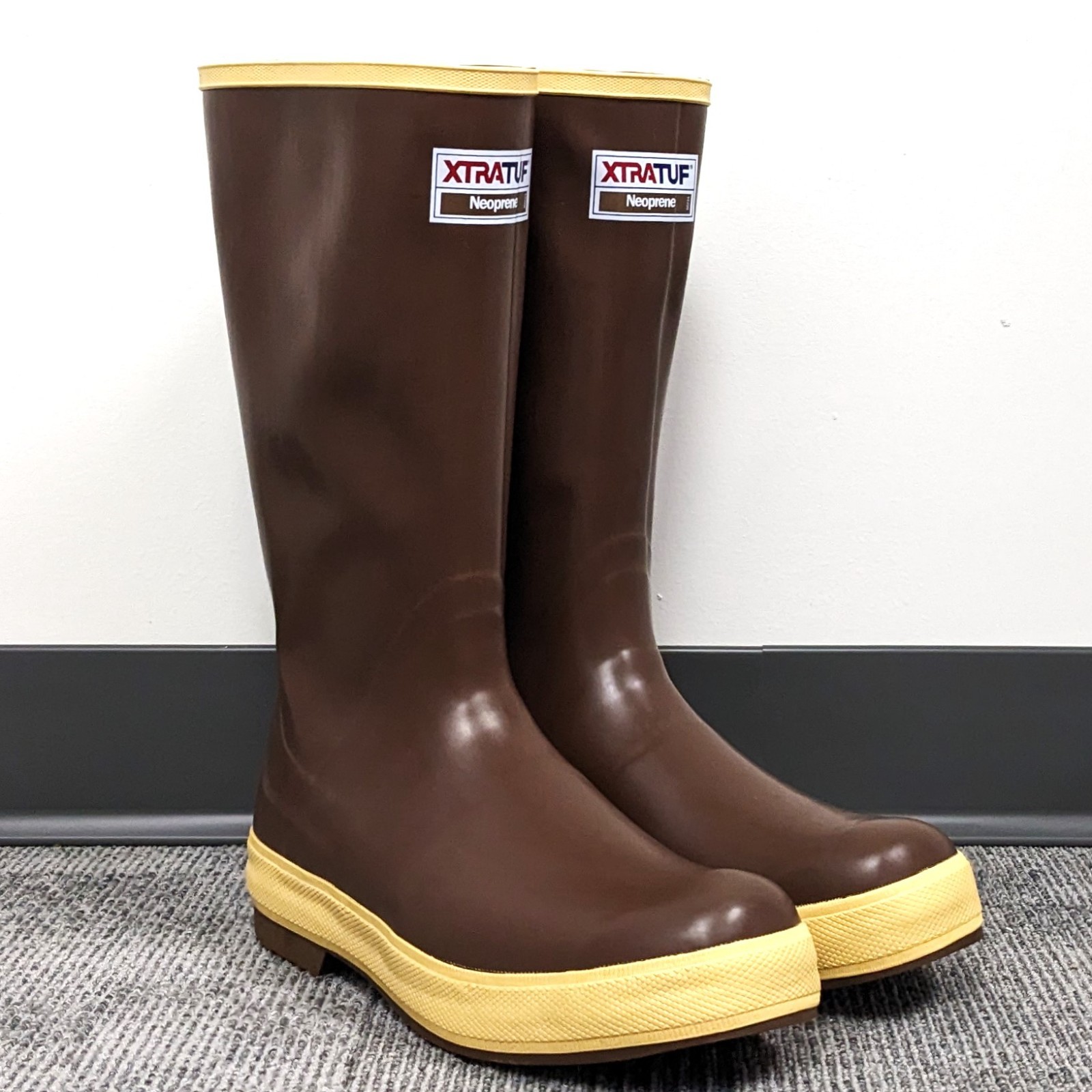 XTRATUF 15” Plain Toe Men’s Waterproof Non-Marking/Slip-Resist Boot [Brown] NEW