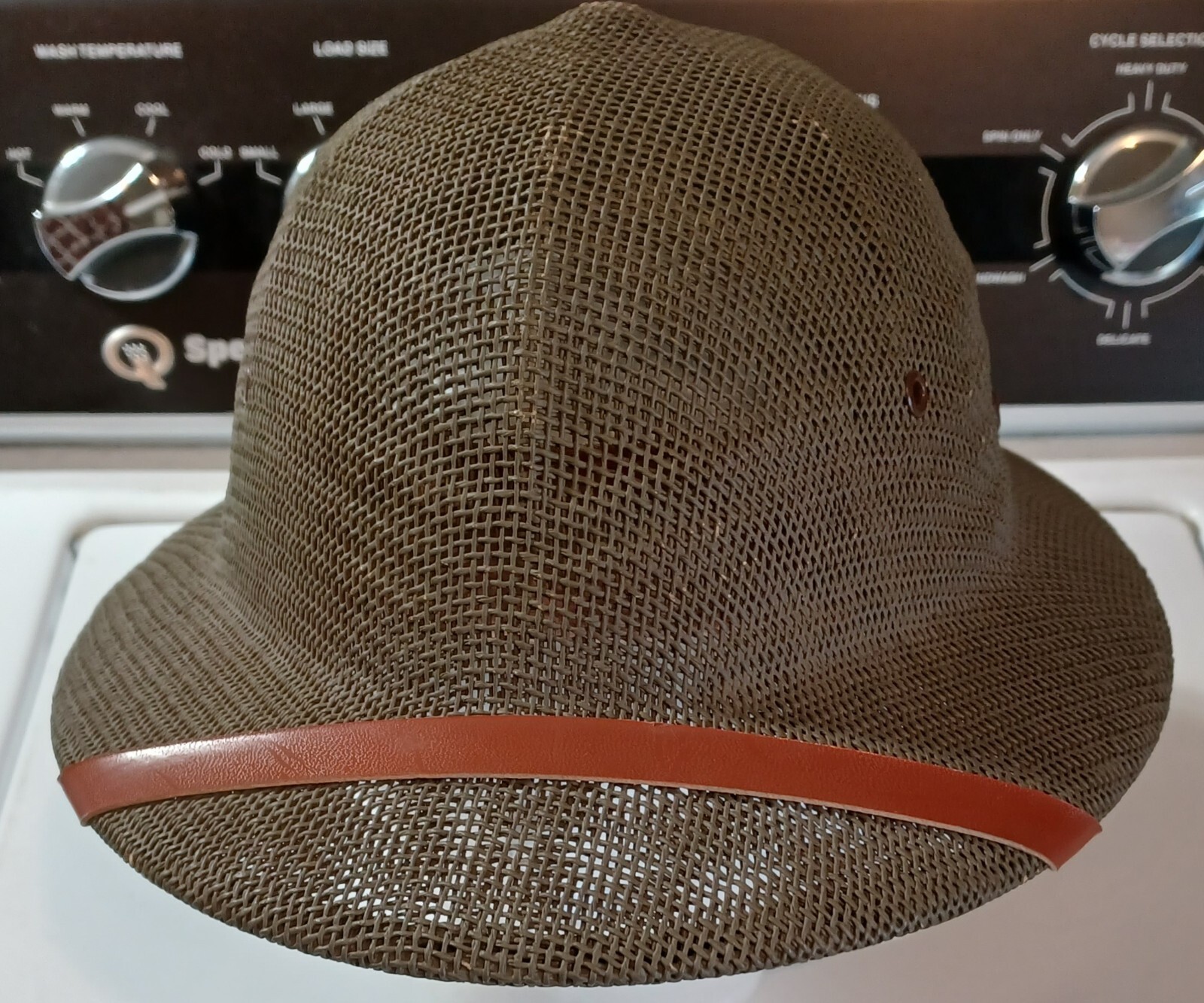 Vintage Billie Ross Of The Palm Beaches Jungle Safari Helmet USA