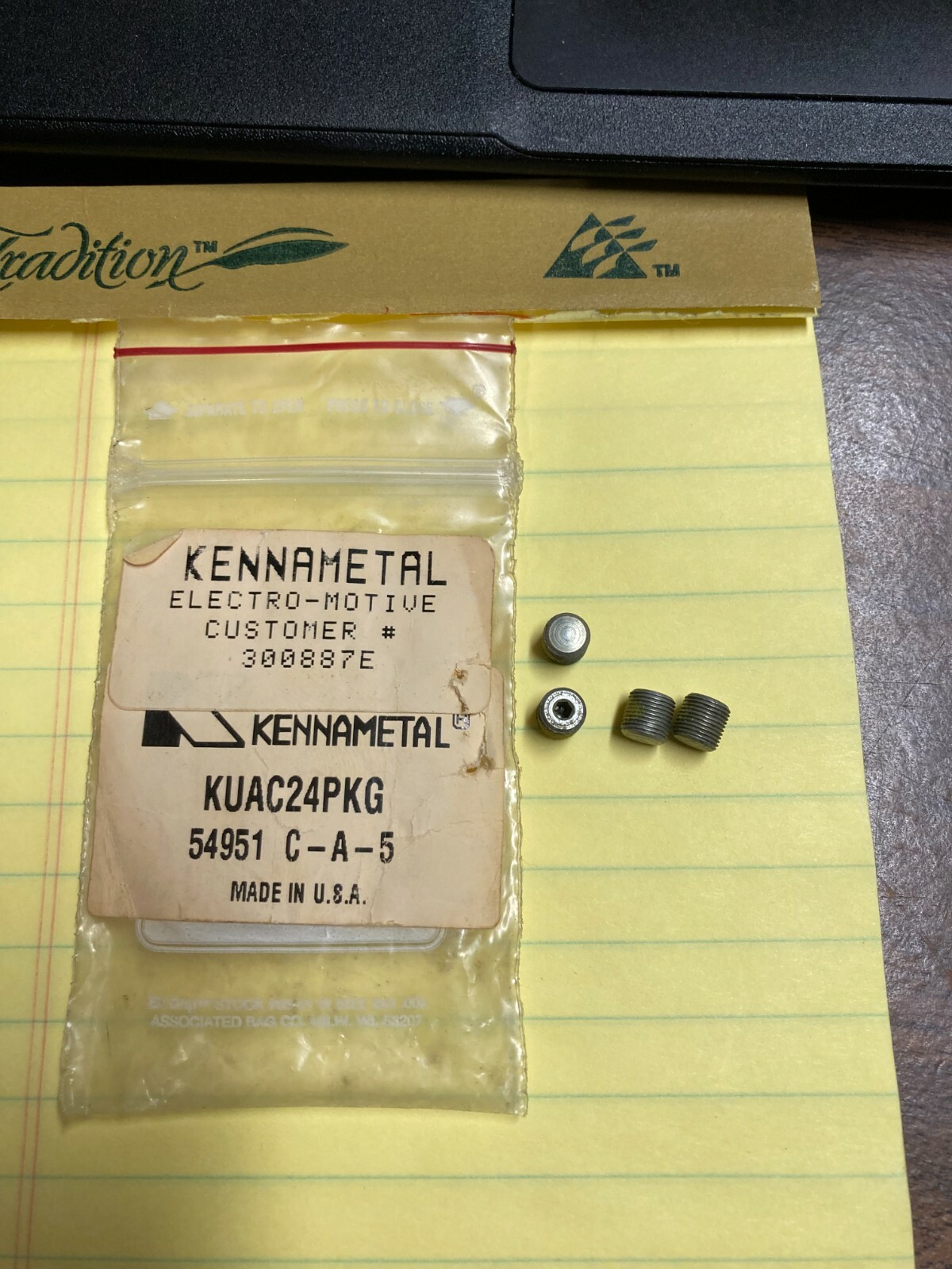 4 pcs Kennametal KUAC24PKG Hex Socket Adjusting Screw for Indexables 5/64