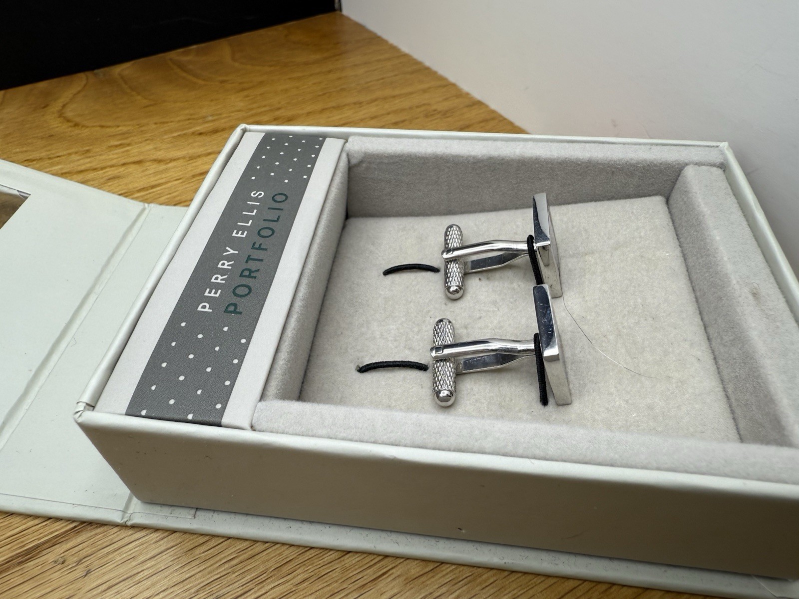 Perry Ellis Portfolio Cufflink Set Silver Purple Squares