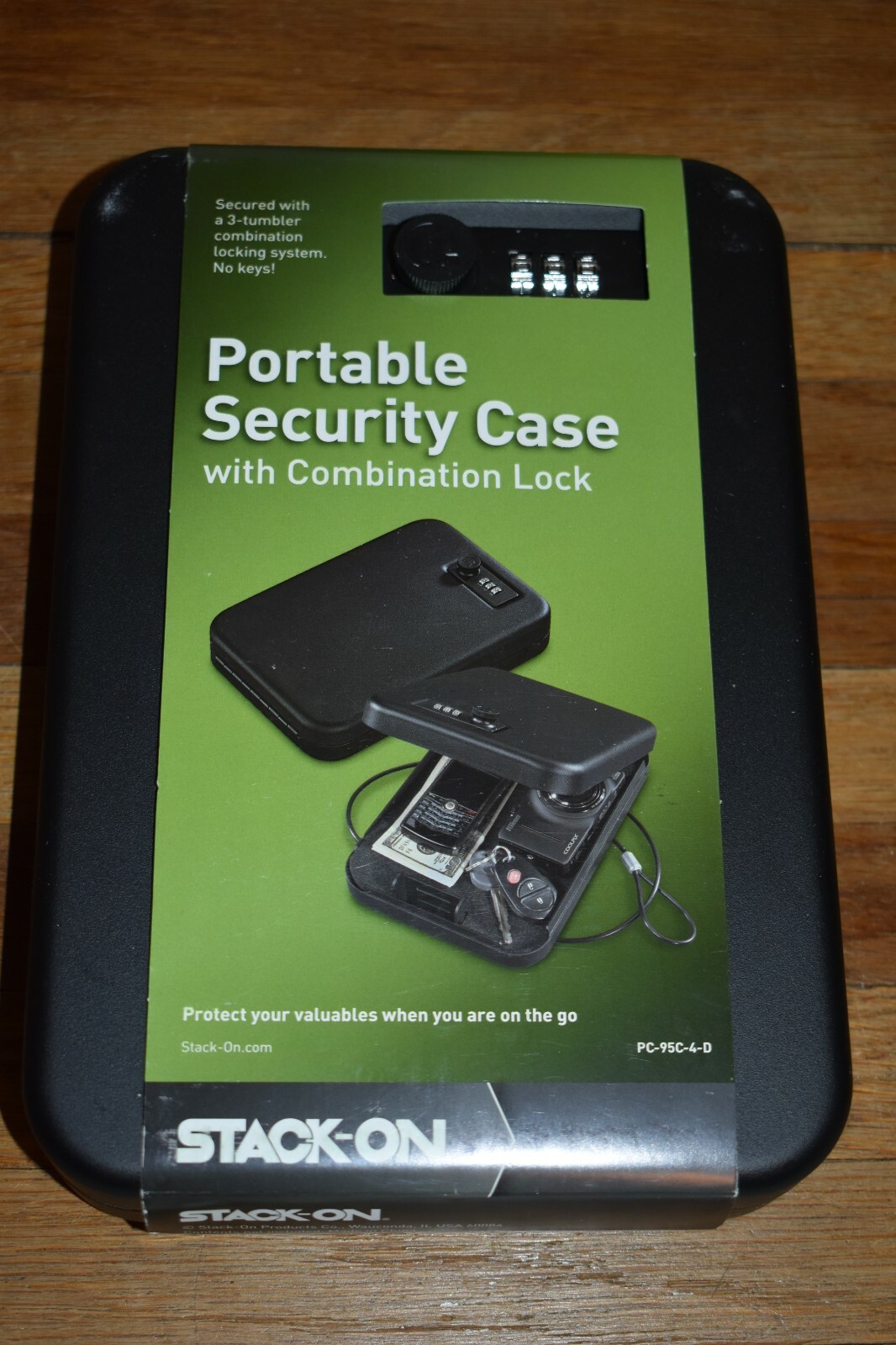  Gun Case Stack-On PC-95C-4-D Portable Black Combination Lock Security Case