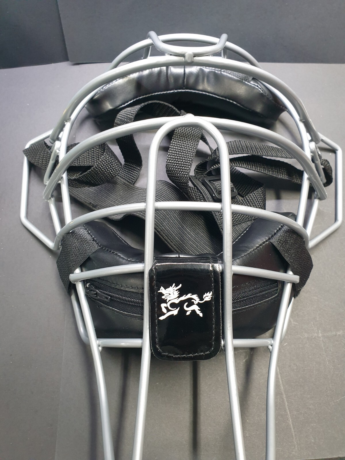 Jadekylin Baseball &t Softball Catcher's mask - Black & Silver