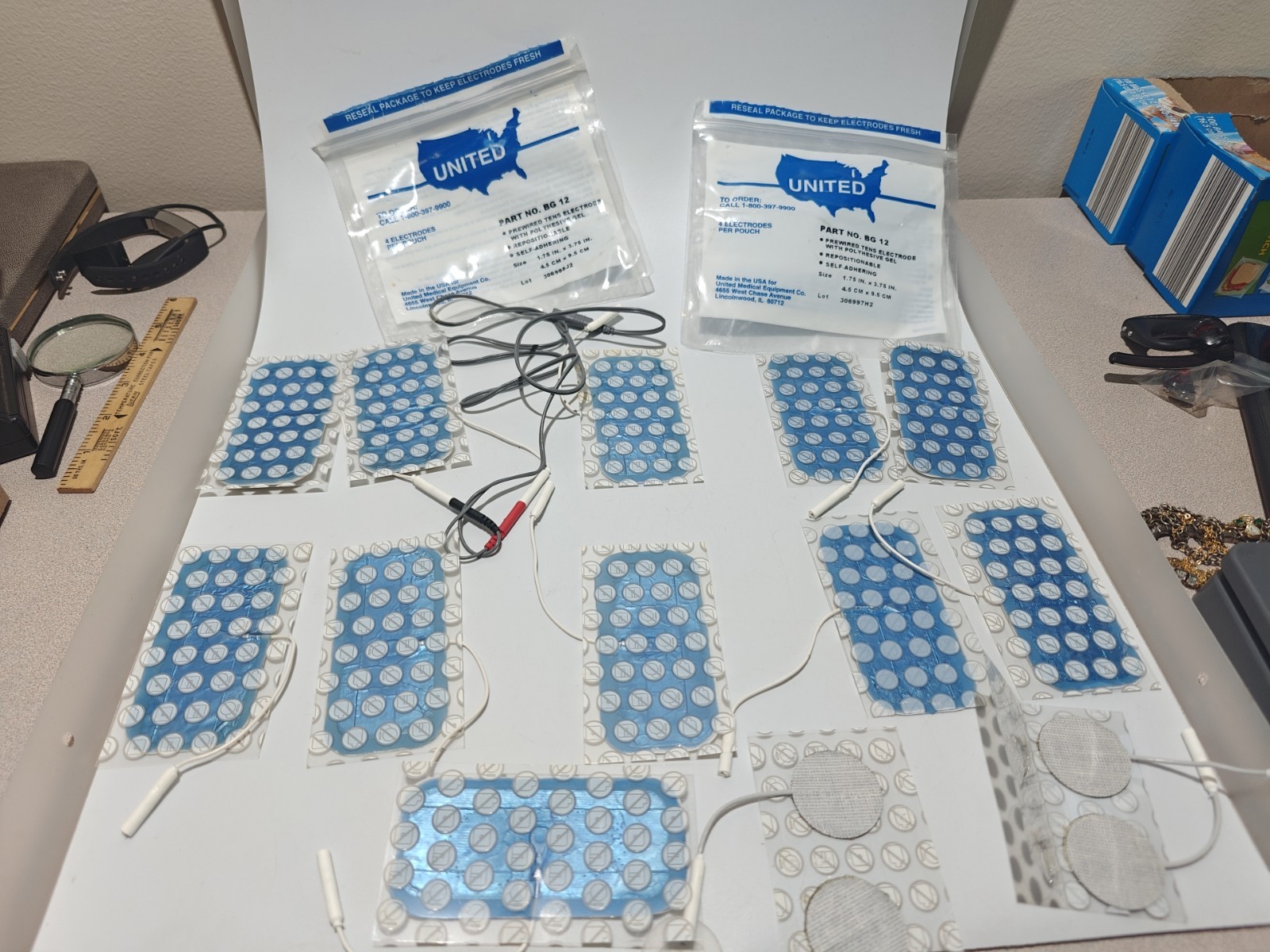 United Pre-Wired TENS Electrode 1.75” X 3.75” Pads (16 Total) Repositionable USA