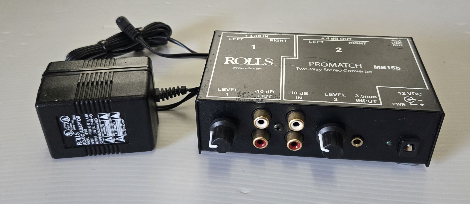 Rolls MB15b ProMatch Balanced/Unbalanced 2-Way Stereo Converter 3.5mm/RCA/XLR