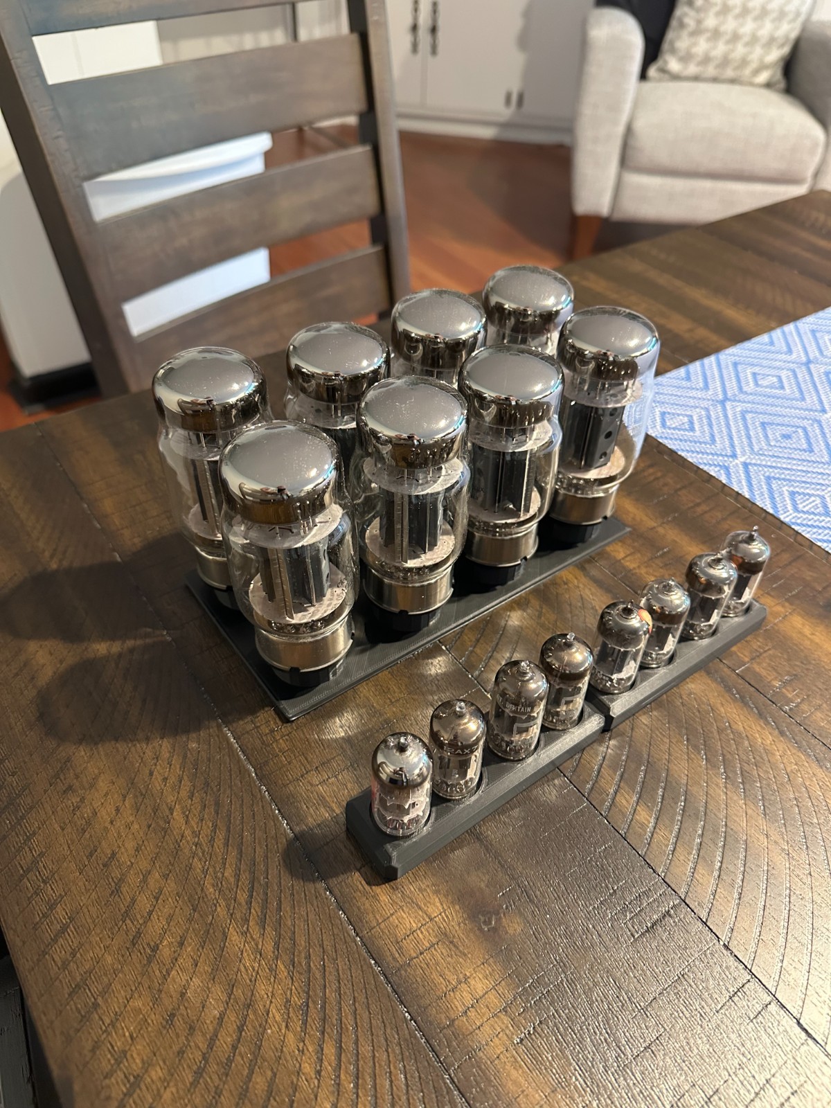 Tube Amplifier Tube Display Stand Holder 8X KT88 and 8X 12AX7