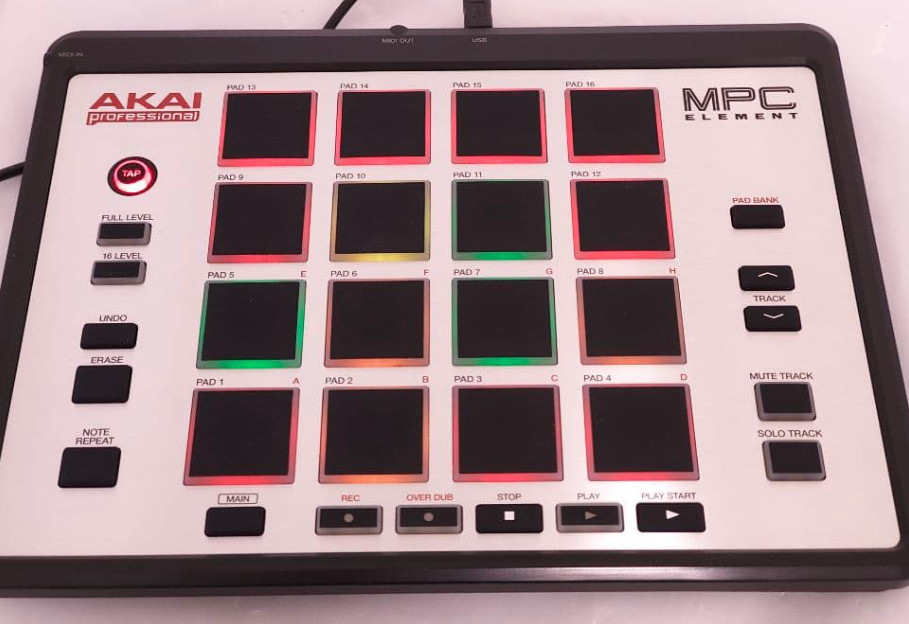 Akai Professional MPC Element DJ Sampler Pro Midi Control Pad